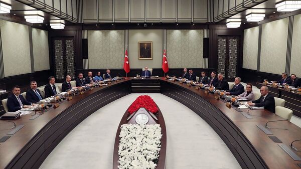 Cumhurbaşkanlığı Kabinesi, Türkiye Cumhurbaşkanı Recep Tayyip Erdoğan başkanlığında Cumhurbaşkanlığı Külliyesi'nde toplandı. - Sputnik Türkiye