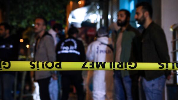AFAD - polis ekipleri olay yeri incelemeleri - Sputnik Türkiye