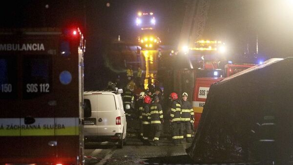 Slovakya'da meydana gelen trafik kazasında 13 kişi hayatını kaybetti, 20 kişi yaralandı. - Sputnik Türkiye