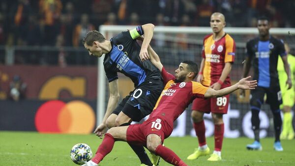 Galatasaray, UEFA Şampiyonlar Ligi A Grubu 5. hafta maçında Belçika'nın Club Brugge takımı ile 1-1 berabere kaldı. - Sputnik Türkiye