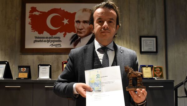 Tahta Troya atı için İspanya'dan gönderilen 25 euroyla 15 fidan dikilecek - Sputnik Türkiye