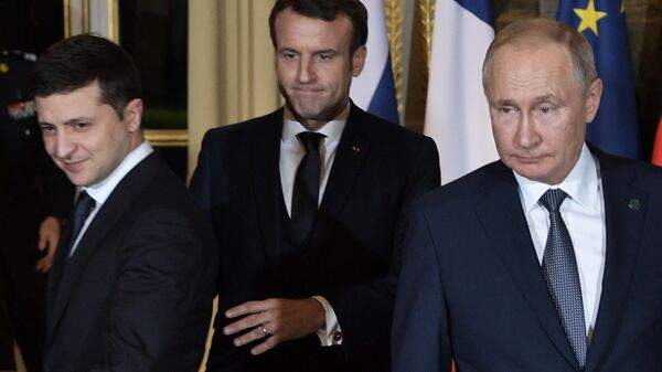 Paris'te dün düzenlenen Donbass konulu 'Normandiya Dörtlüsü' zirvesinde Rusya, Ukrayna, Fransa ve Almanya liderleri: Putin - Macron -  Zelenskiy  - Sputnik Türkiye