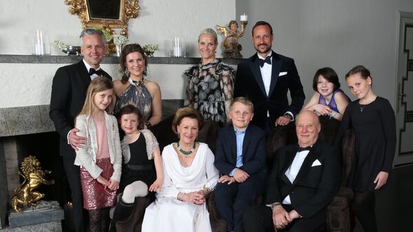 Norveç kraliyet ailesi ile Ari Behn - Sputnik Türkiye