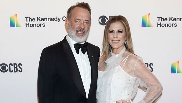 Tom Hanks ile eşi Rita Wilson - Sputnik Türkiye