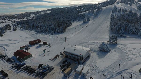 Salda Kayak Merkezi, törenle sezonu açtı. - Sputnik Türkiye