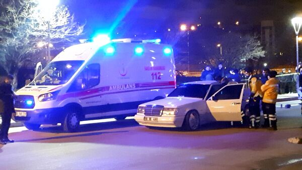 Seyir halindeki otomobilin sürücüsü silahlı saldırıda öldü - Sputnik Türkiye