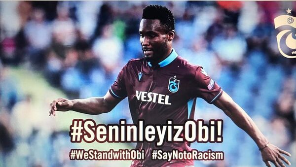 Trabzonspor Kulübü, Nijeryalı oyuncusu John Obi Mikel'e ırkçı saldırıda bulunan şahıslar hakkında suç duyurusunda bulunulduğunu duyurdu. - Sputnik Türkiye