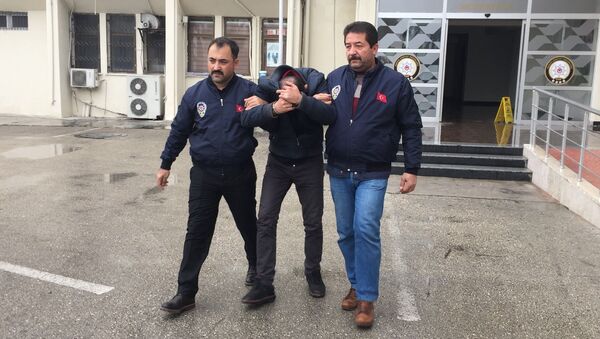 Hırsızların yeni yöntemi: Kiraladıkları arabayı, çalındı diye ihbar etmişler - Sputnik Türkiye