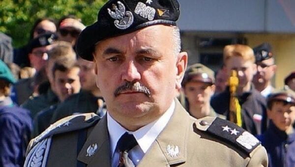Polonya Genelkurmay Başkanı koronavirüse yakalandı - Sputnik Türkiye