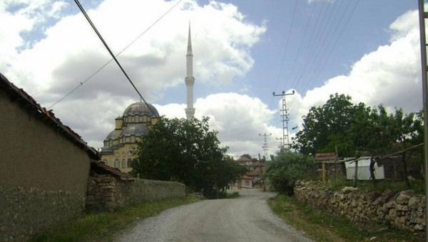 Yozgat Çekerek Yukarı Karahacılı köyü - Sputnik Türkiye
