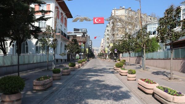 Balıkesir'de yasağın ardından sokaklar ve caddeler boş kaldı - Sputnik Türkiye