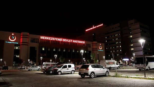 Manisa'da hastaneden kaçmaya çalışan kişi dördüncü kattan atlayıp hayatını kaybetti - Sputnik Türkiye