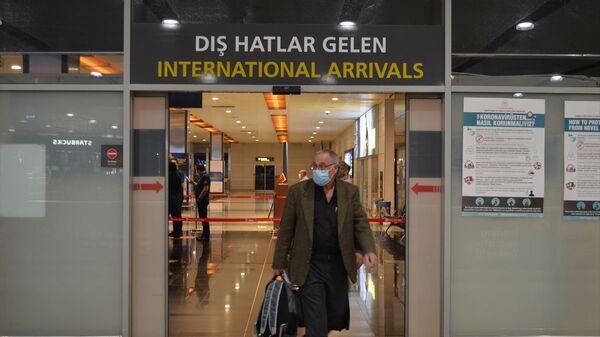 Sabiha Gökçen Havalimanı'na yurt dışından gelen ilk yolcu uçağı indi - Sputnik Türkiye